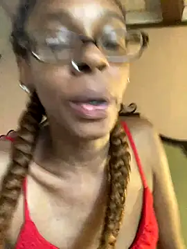 Jasmine_FullsShine webcam