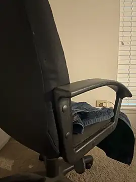 stroketillyoubuss webcam