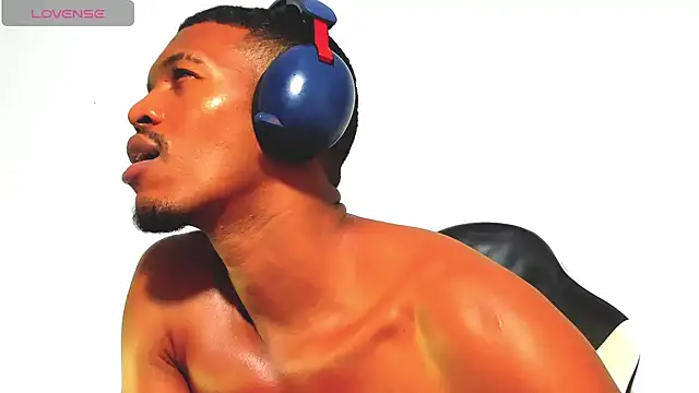 Amir_mikelsen webcam