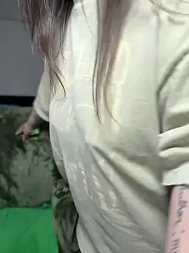 Alix_Valentine webcam