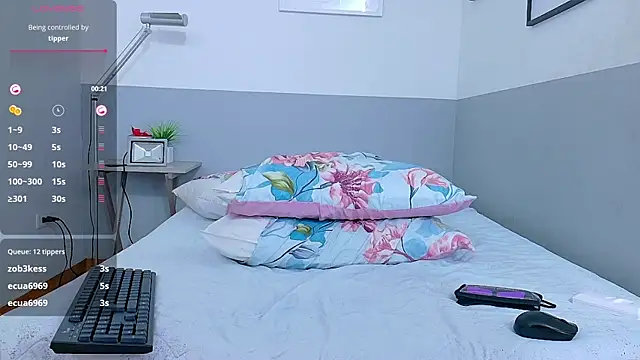 hornybarelylegalgirl webcam