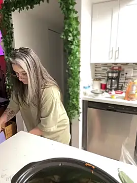 Alix_Valentine webcam