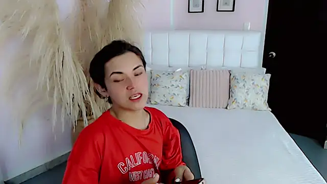 nathalialoes1 webcam