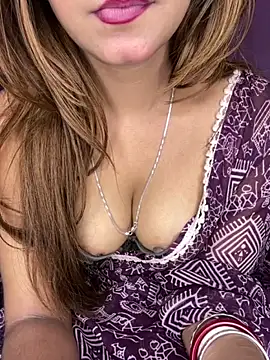 Webcam Model (Its_ur_Ayesha) is live