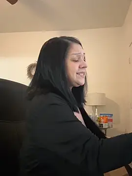 AlyssiaAmoreXO webcam