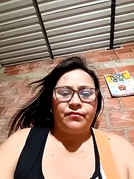 Dirty-Momm-Divorced-Hot webcam