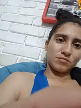 valeriaswang_Lucas webcam