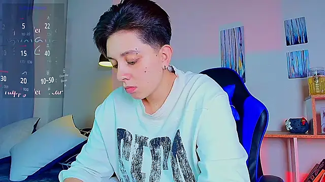 Aronmiller_ofi webcam