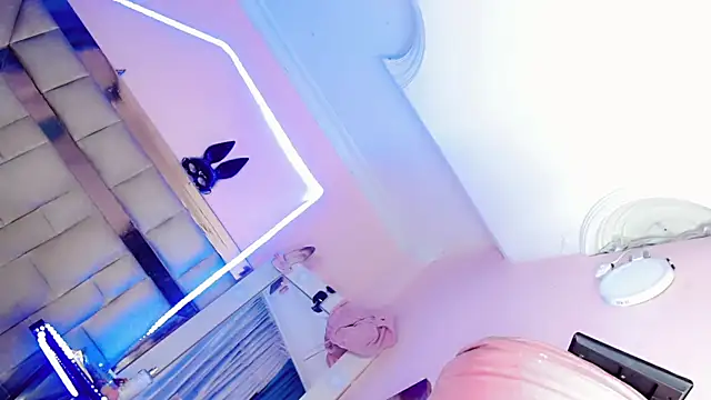 ravenous_charmer webcam