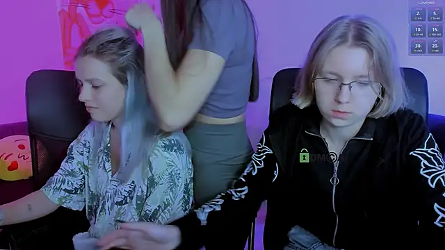 gloria_bubble webcam