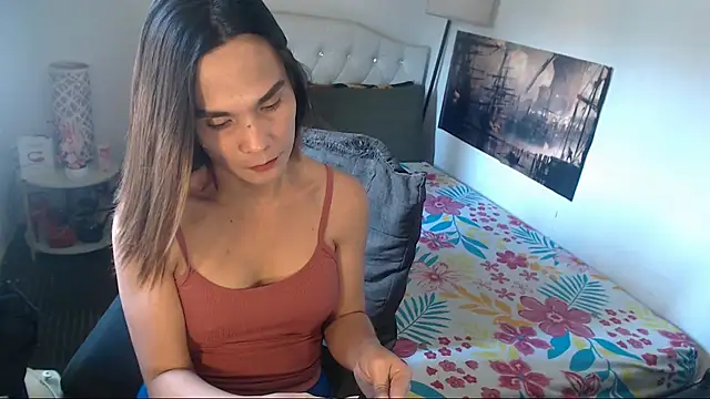 NinaDOM4CUM webcam