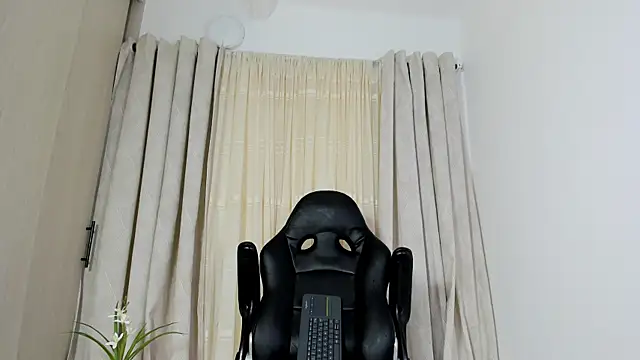 Biscuit_oliva webcam