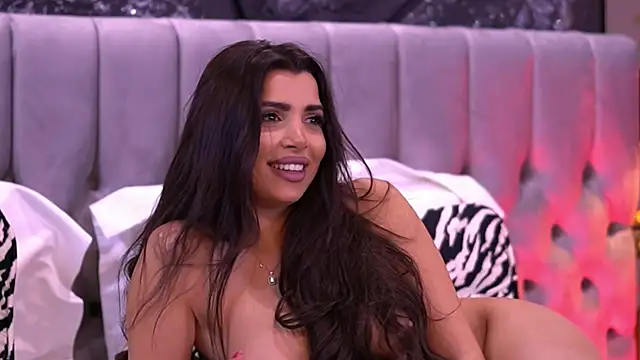 NicoleCellini webcam