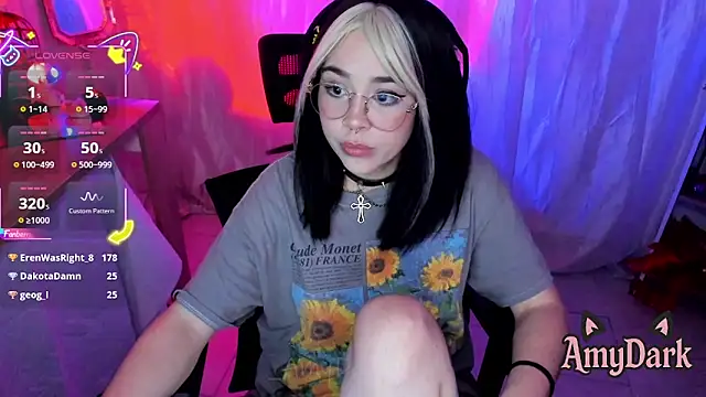 _AmyDark webcam
