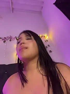 alisson_carolina73 webcam