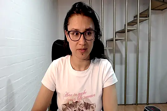 Jessie_Desire webcam