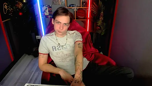 PaulWilliamsy webcam