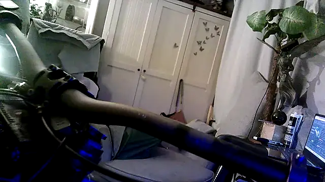 BIG_CHOPPA_747 webcam