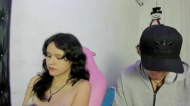 Laura_and_Kevin webcam