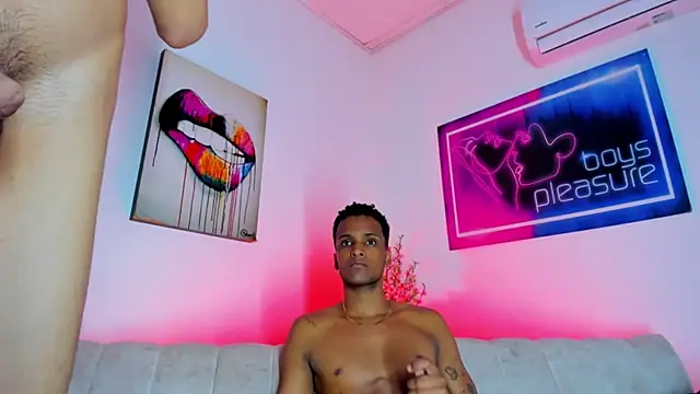Pleasure_boys_hot webcam