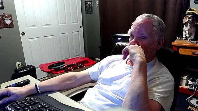 nobledad (M grandpa) - #american #big-balls #bisexuals #cam2cam #cheapest-privates #grandpas #hd #medium #penis-ring #small-audience #striptease #white