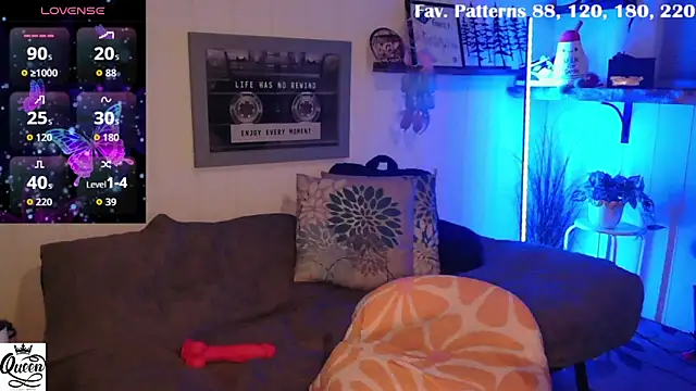 AinsleyMadison webcam