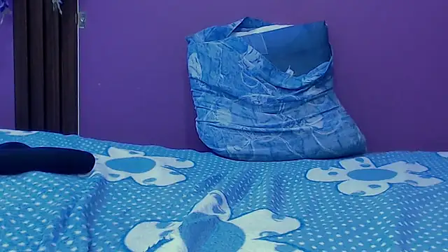 skinnybarbie022 webcam