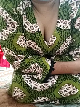 Webcam Model (Chikki_20)  is live.Free join now!