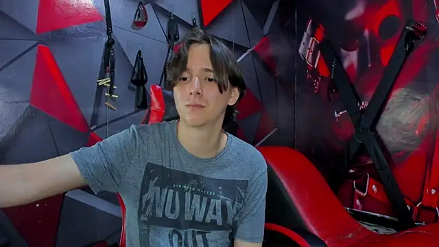 Aaron_LatinMen2 webcam