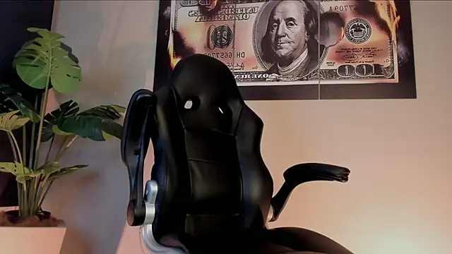 chrizmacgregor webcam