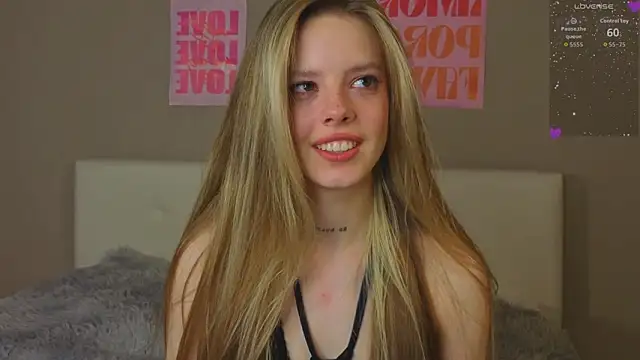 TiffinyMergist webcam