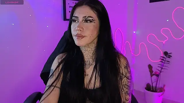 AnfisaLetyagho webcam