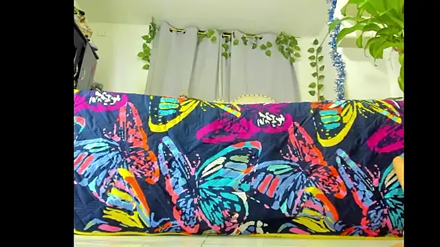 khalyn_jenner webcam