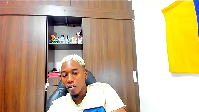 Dreamastercum_ webcam