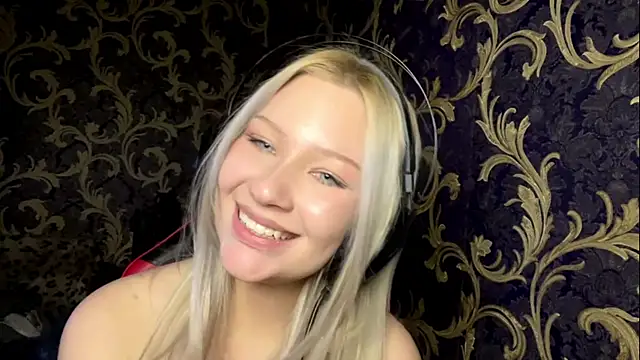 Cira_BabyFace webcam