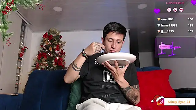 ashely_ryan24 webcam