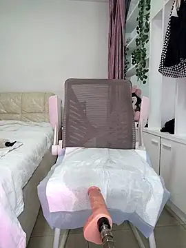 美女LILYsweetfcup在线直播