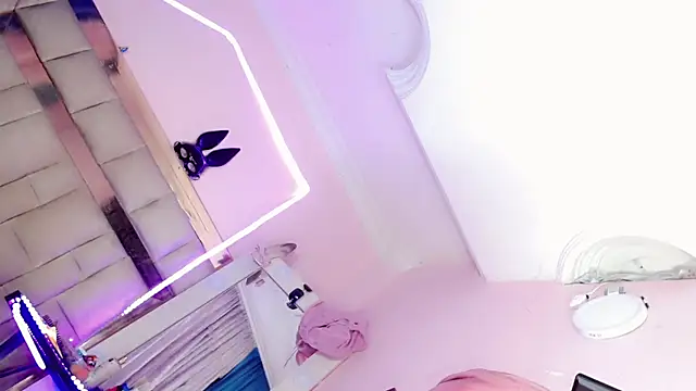 ravenous_charmer webcam