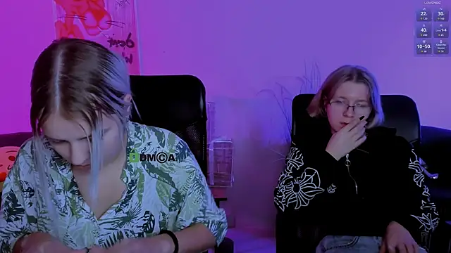 gloria_bubble webcam