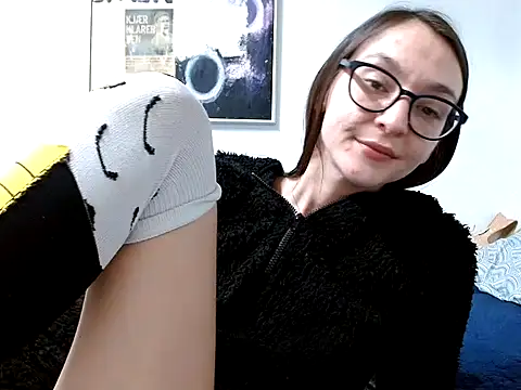 sonyasays - Sonyasays's free webcam - UK Sex Cams