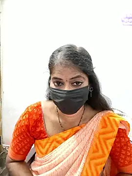 tamil_Sigappu_Roja
