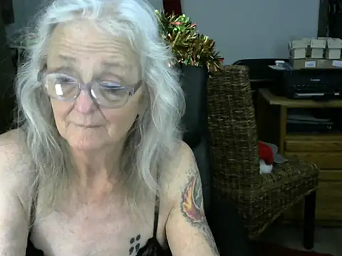 JoleneDelacroix webcam