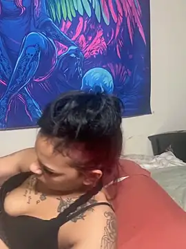 holyrich313 - Holyrich313's free webcam - UK Sex Cams