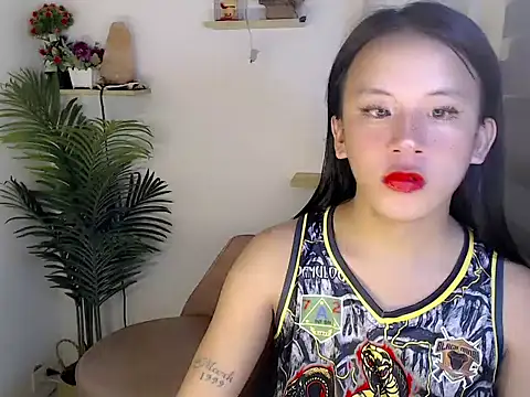 UrNaugthy_Angela69x webcam