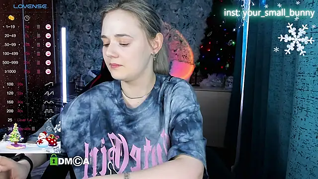 Your_small_bunny webcam