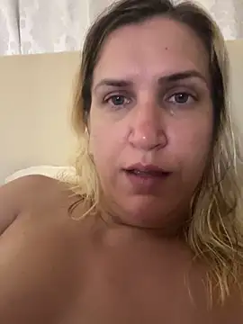 Bia_sexynovaes webcam