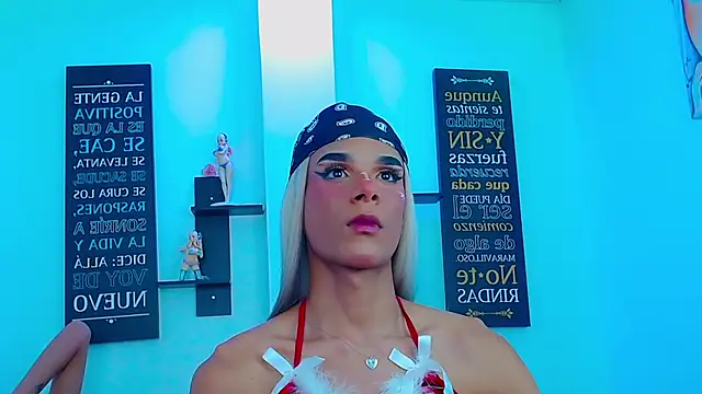 CHLOE_THUNDERS webcam