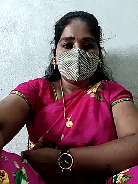 MaaliiiPonuTamil webcam