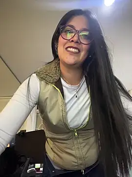 TAMARALEWISMD webcam