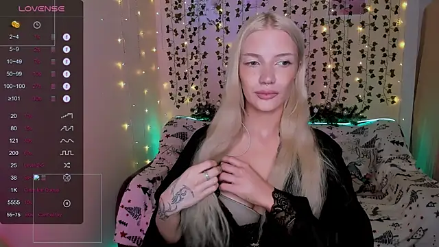 AnyaTaylor_ webcam